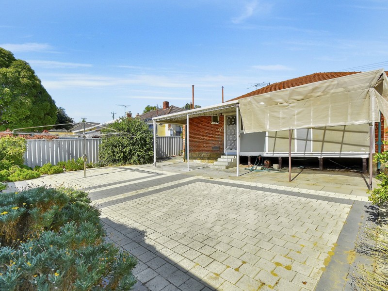 72 Salvado Rd, Wembley WA 6014