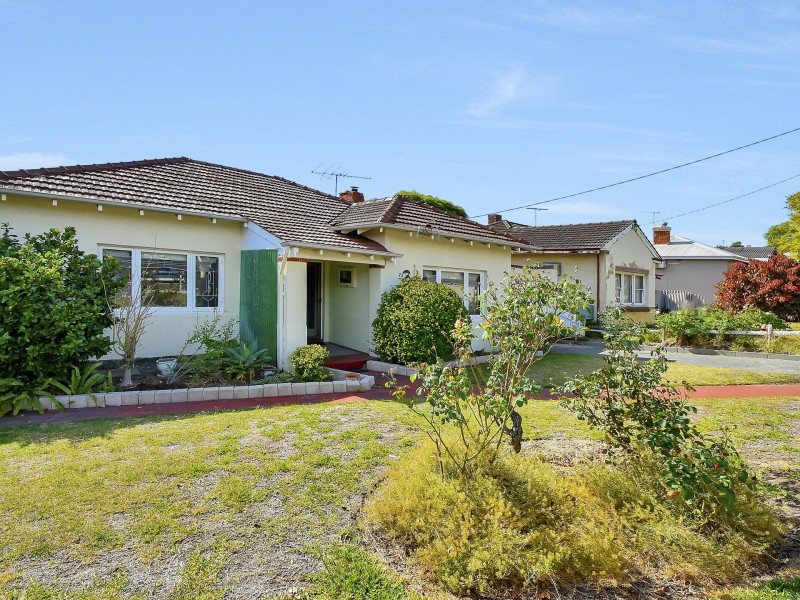 72 Salvado Rd, Wembley WA 6014