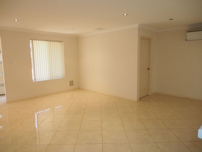 1/12a Myindee Way, Nollamara WA 6061