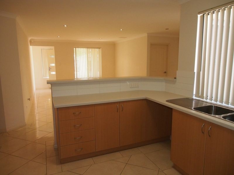 1/12a Myindee Way, Nollamara WA 6061