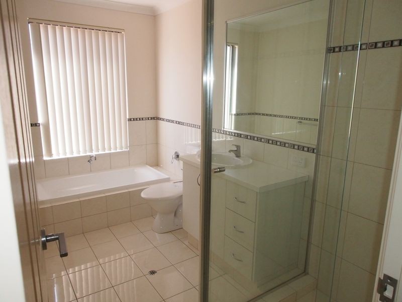 1/12a Myindee Way, Nollamara WA 6061