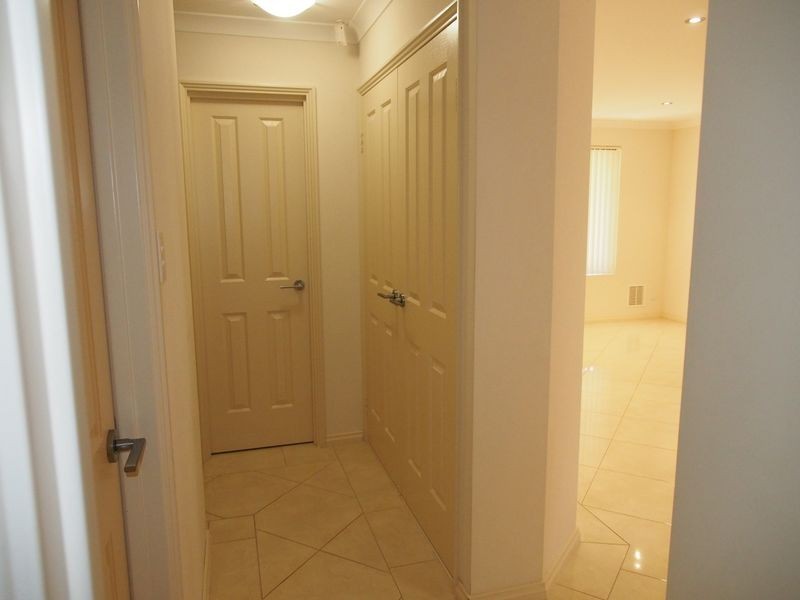 1/12a Myindee Way, Nollamara WA 6061