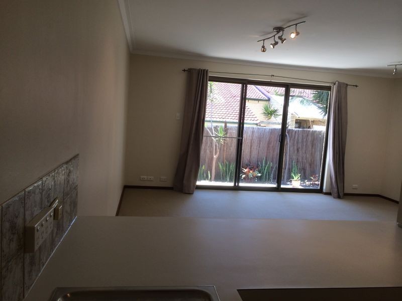 13/103 Grand Promanade, Doubleview WA 6018