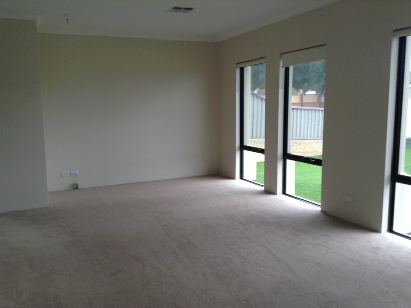 17 Skeit Road, Darch WA 6065