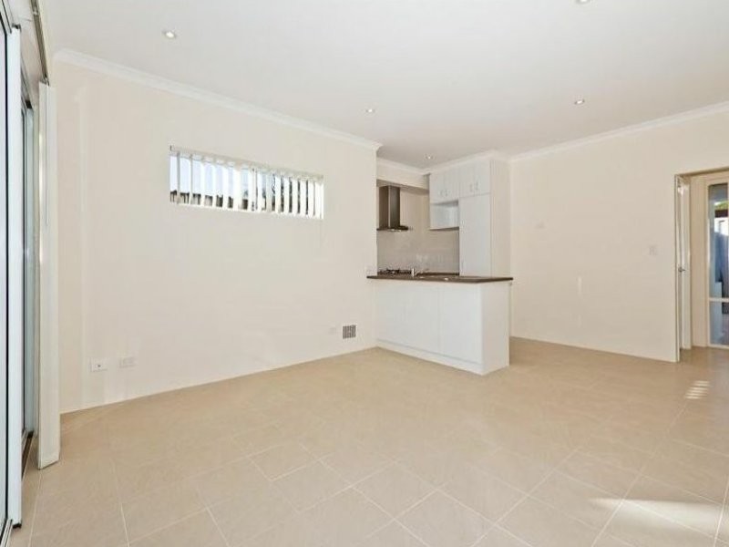 13C Myimbar Way, Nollamara WA 6061