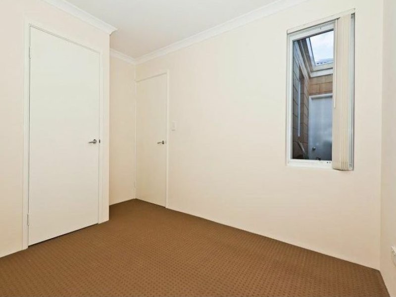 13C Myimbar Way, Nollamara WA 6061