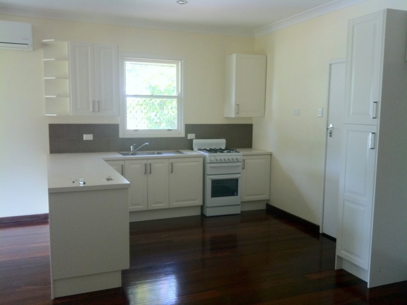 2 Charsley Street, Willagee WA 6156