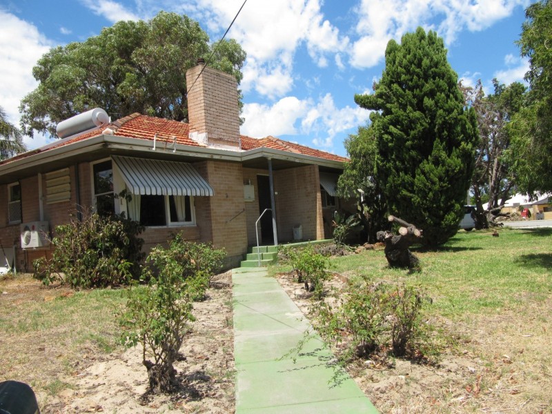 2 Charsley Street, Willagee WA 6156