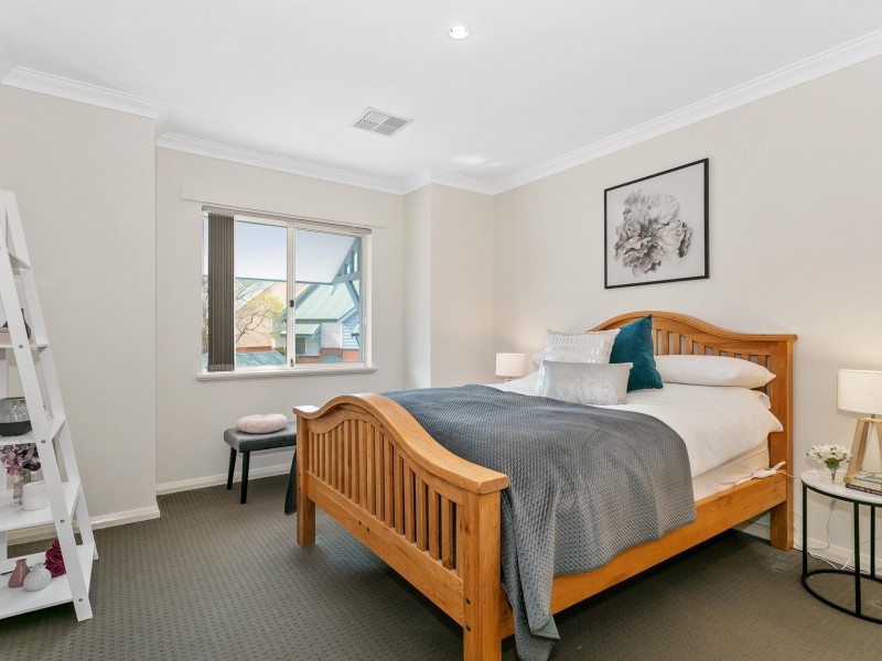 14 Speedy Cheval St, East Fremantle WA 6158