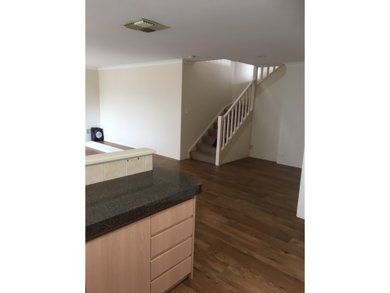 36 McGuigan Circle, Redcliffe WA 6104