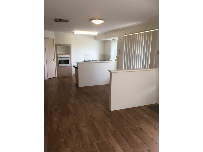 36 McGuigan Circle, Redcliffe WA 6104