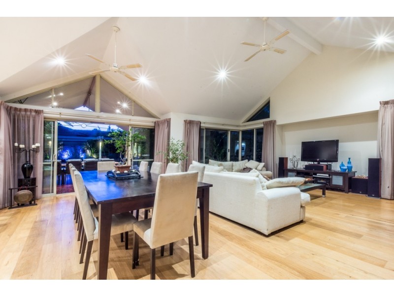 7 Gray Ave, Yokine WA 6060