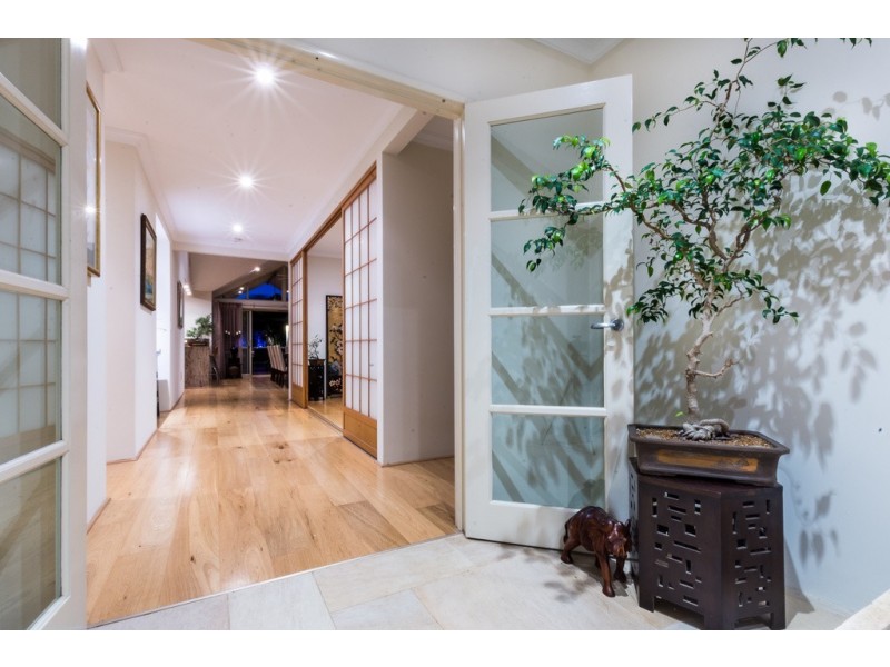 7 Gray Ave, Yokine WA 6060