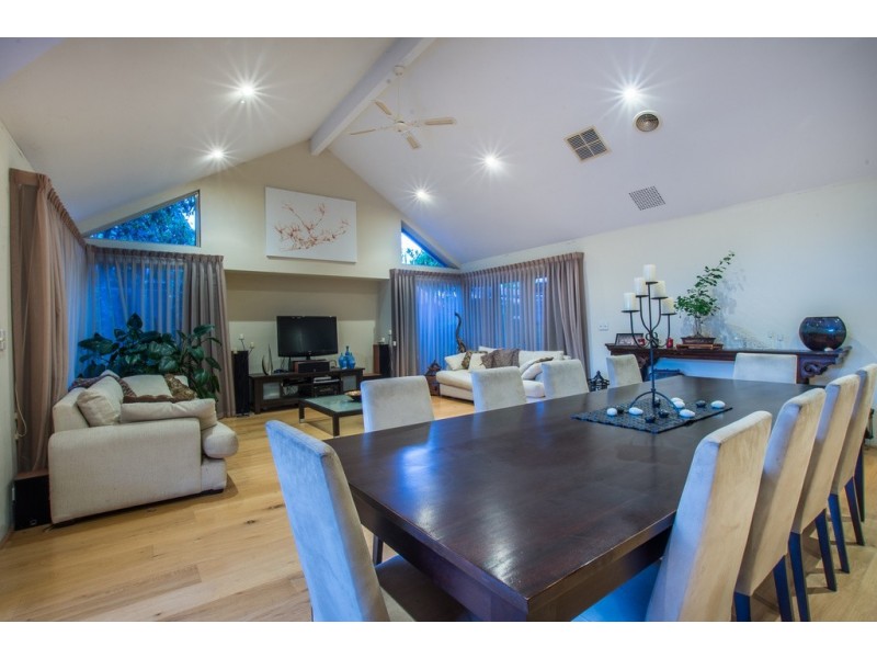 7 Gray Ave, Yokine WA 6060