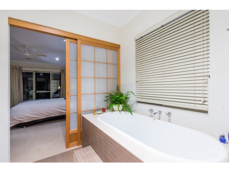 7 Gray Ave, Yokine WA 6060