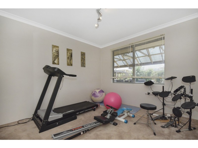 12 Pardalote Rd, Harrisdale WA 6112