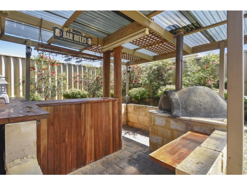 12 Pardalote Rd, Harrisdale WA 6112