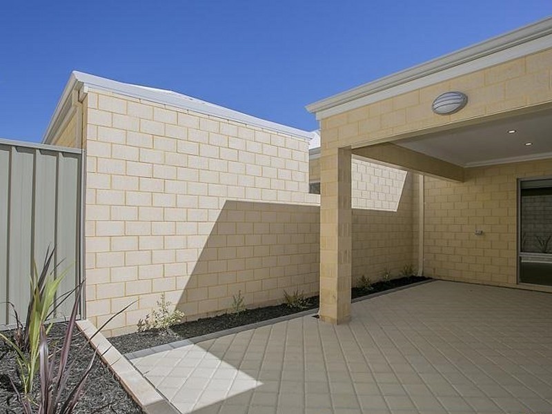 4B Quadea Rd, Nollamara WA 6061