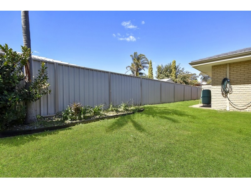 35B Bower St, Doubleview WA 6018