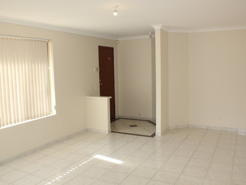 268b Belgravia St, Cloverdale WA 6105