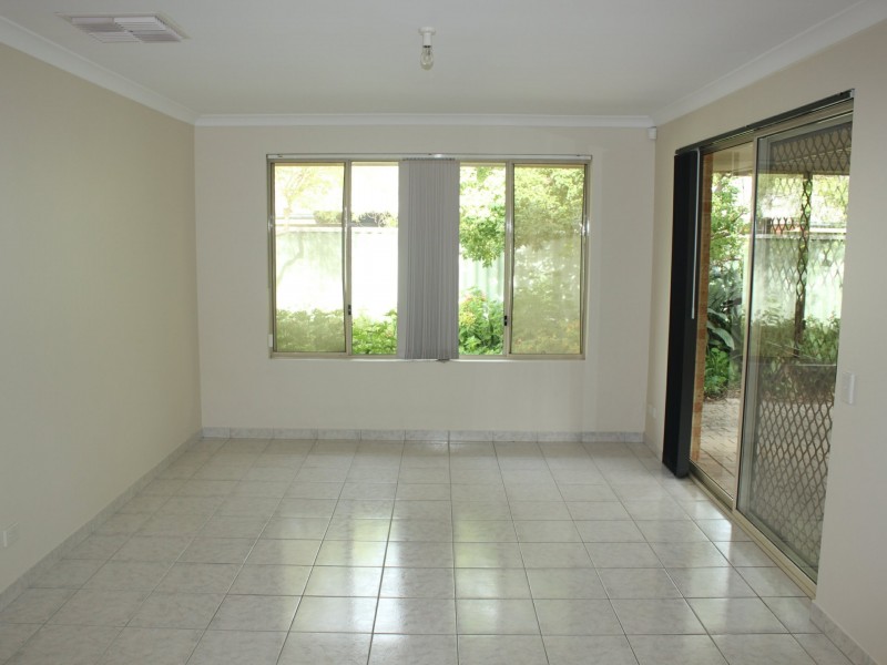 268b Belgravia St, Cloverdale WA 6105