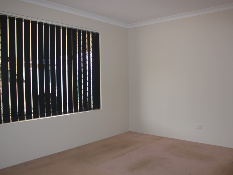 268b Belgravia St, Cloverdale WA 6105