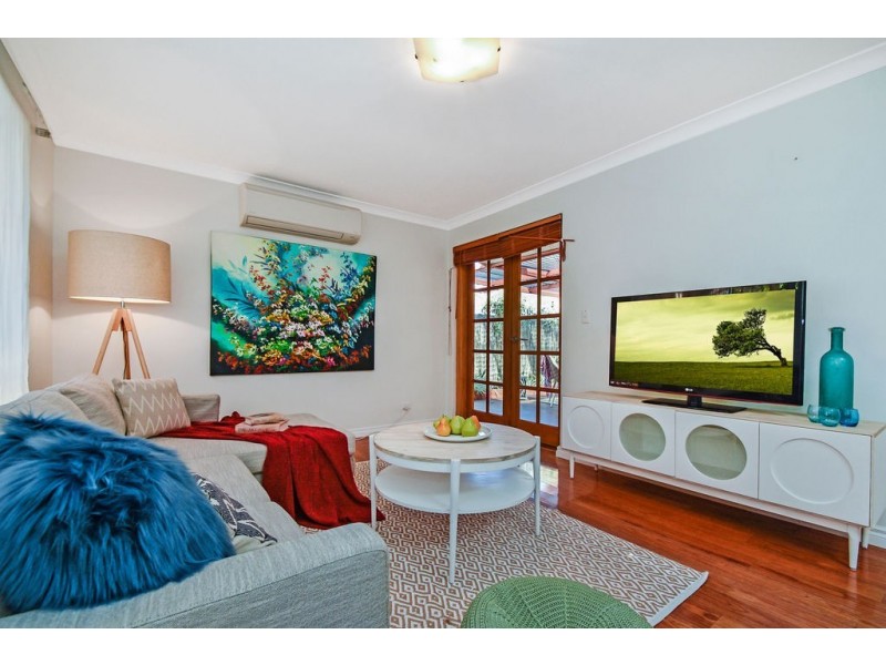 2/14 Daley Street, Yokine WA 6060