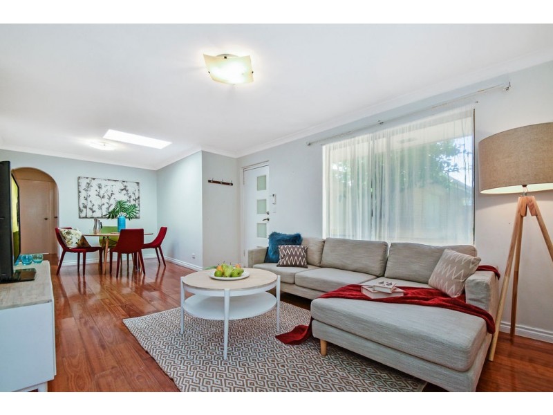 2/14 Daley Street, Yokine WA 6060
