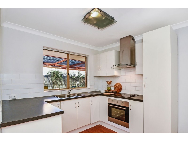 2/14 Daley Street, Yokine WA 6060