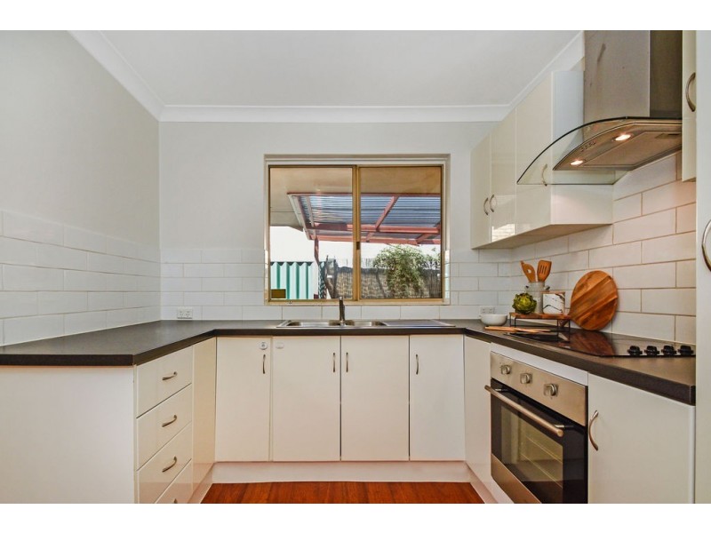 2/14 Daley Street, Yokine WA 6060
