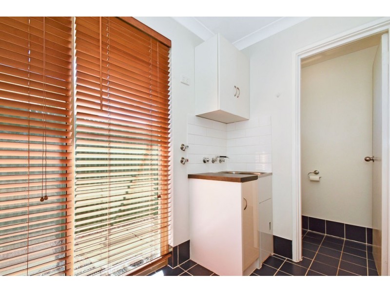 2/14 Daley Street, Yokine WA 6060