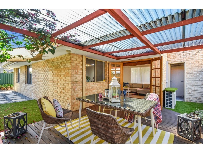 2/14 Daley Street, Yokine WA 6060