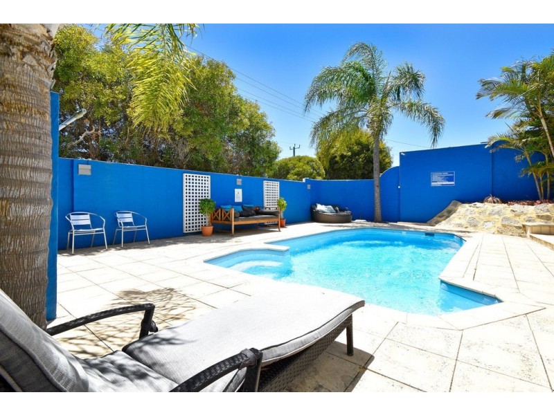 17/227 Cambridge St, Wembley WA 6014