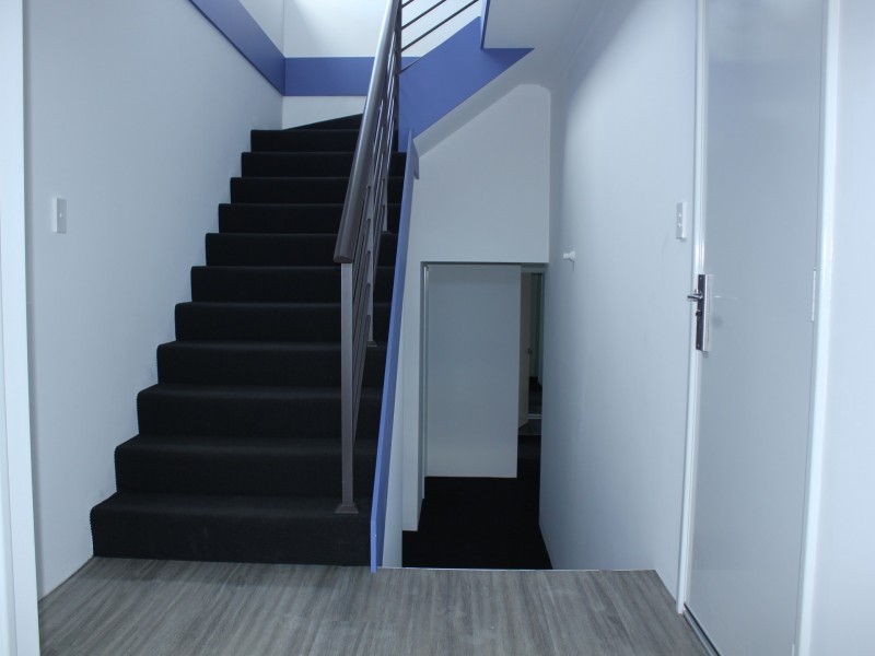 261A Holbeck St, Doubleview WA 6018