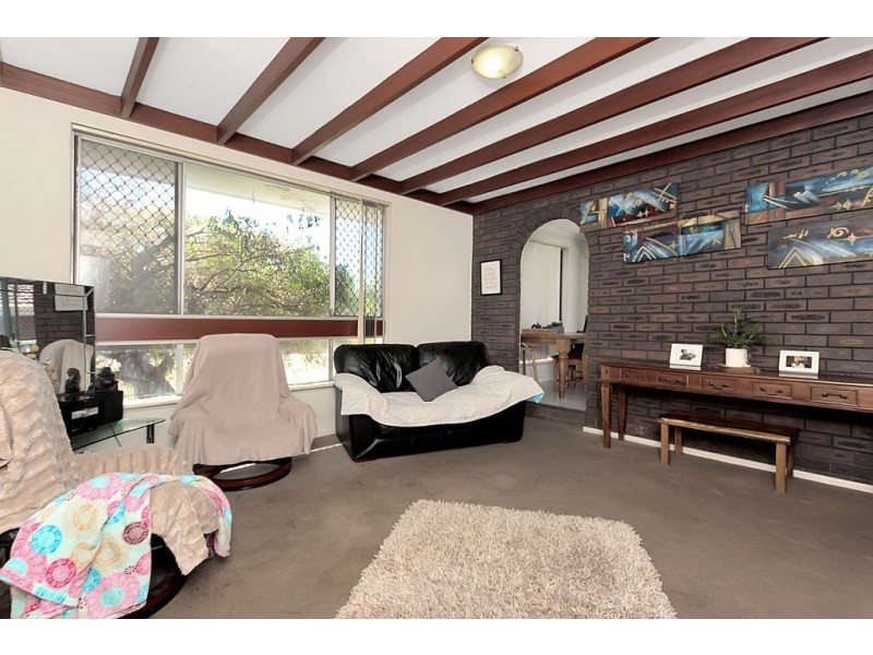 36a Peet Crescent, Trigg WA 6029