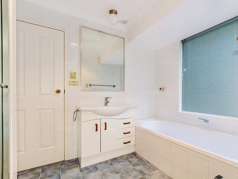 2 Luccombe Way, Karrinyup WA 6018