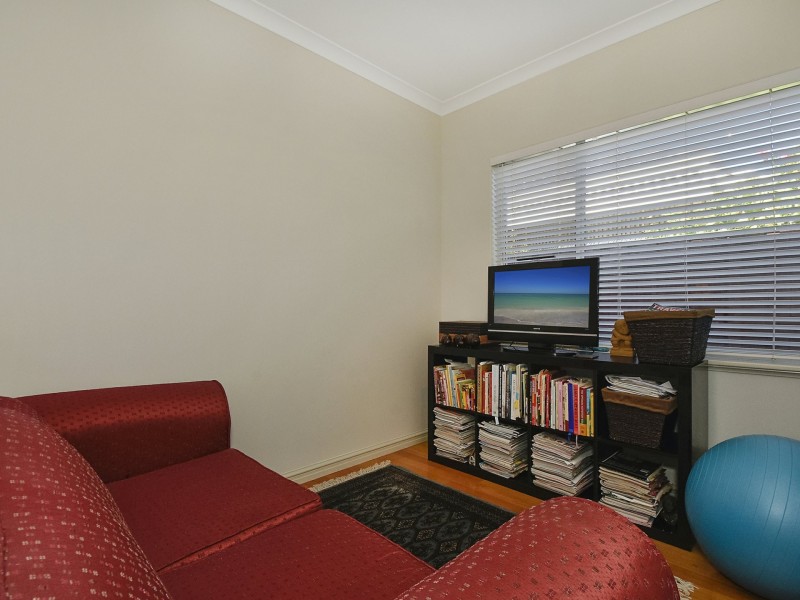 2 Madeira Turn, Hillarys WA 6025