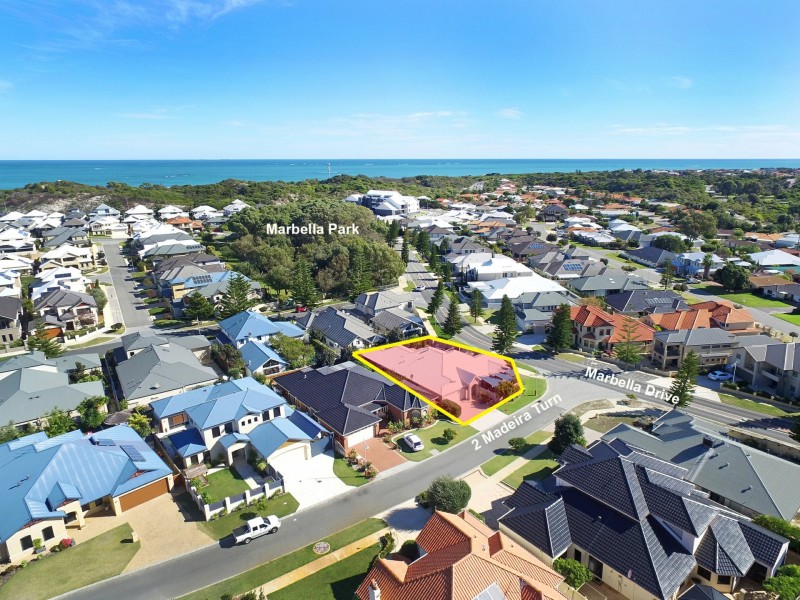 2 Madeira Turn, Hillarys WA 6025