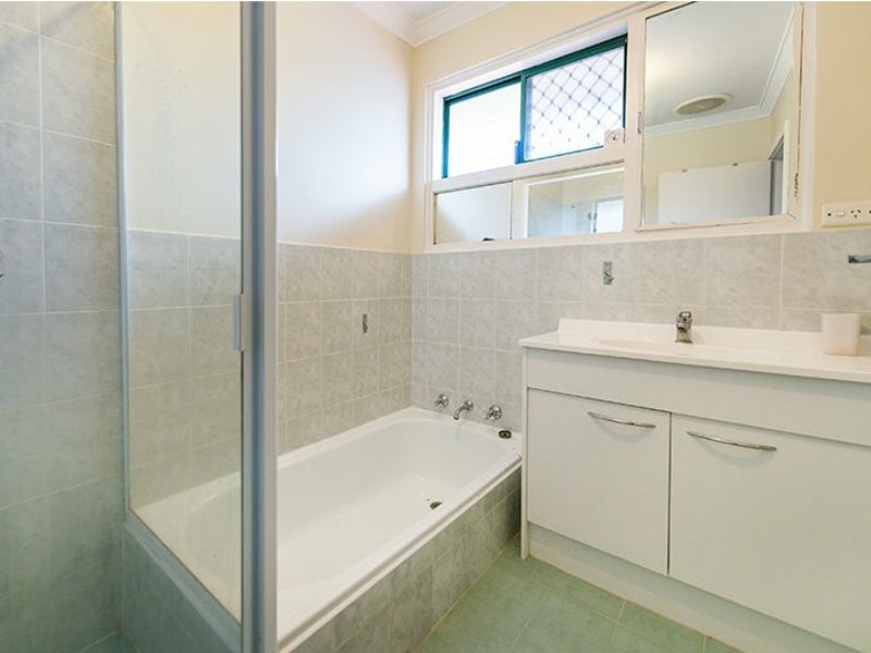 16 Bader Way, Stirling WA 6021