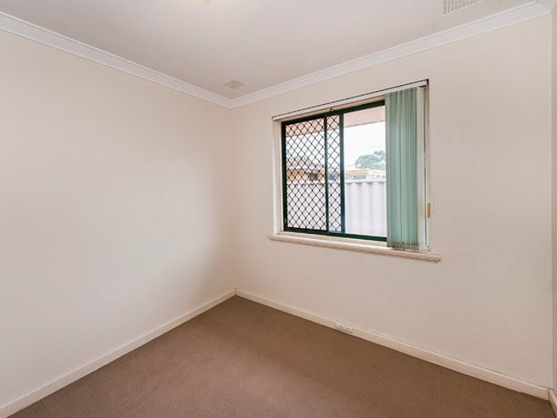 16 Bader Way, Stirling WA 6021