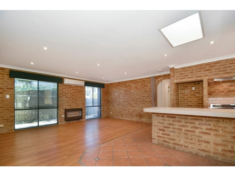 6 Cox Place, Craigie WA 6025