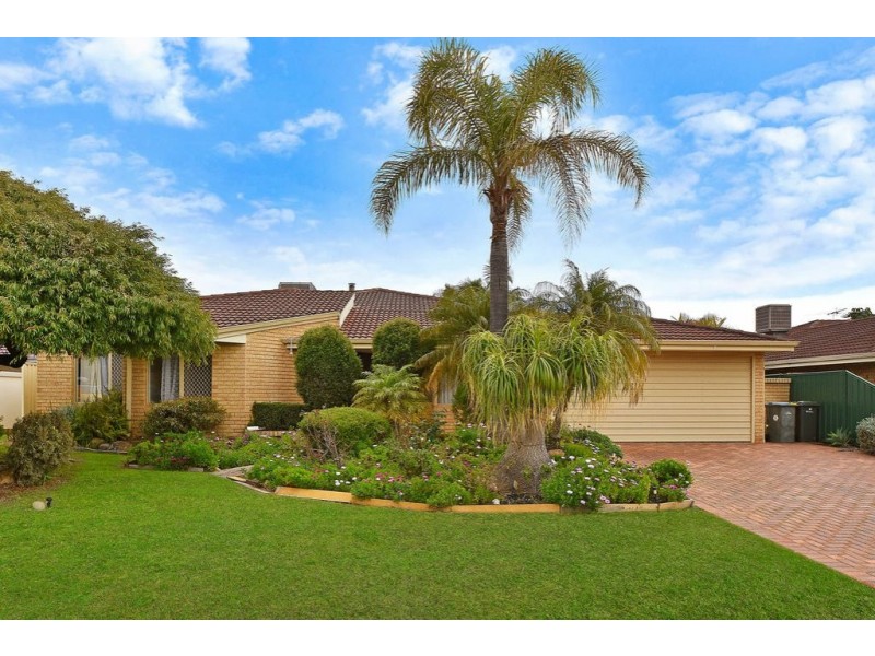 7 Bindoo Rise, Woodvale WA 6026