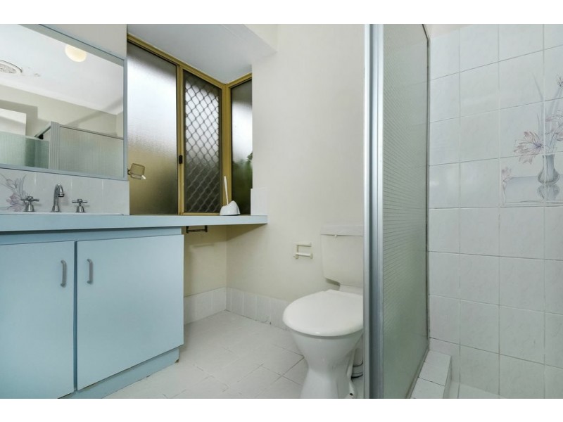 7 Bindoo Rise, Woodvale WA 6026