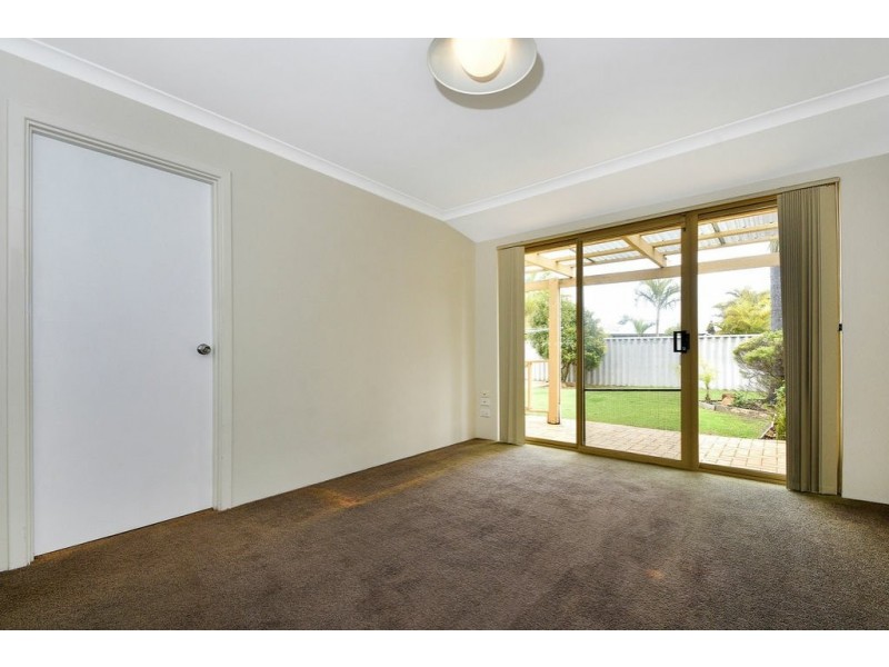 7 Bindoo Rise, Woodvale WA 6026