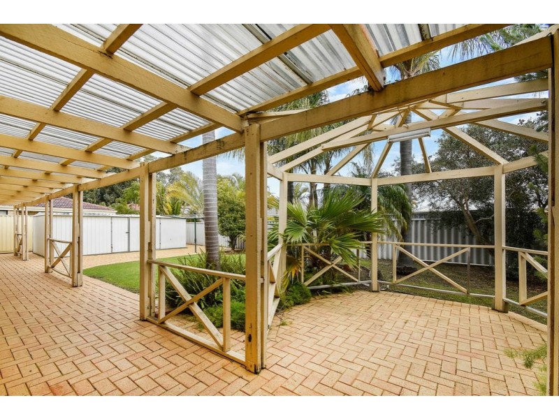 7 Bindoo Rise, Woodvale WA 6026