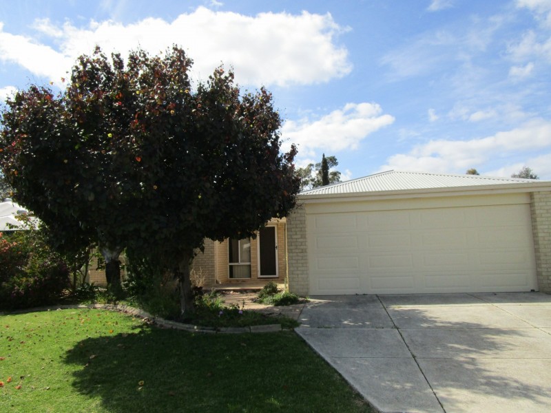 9 Dirphia Pl, High Wycombe WA 6057