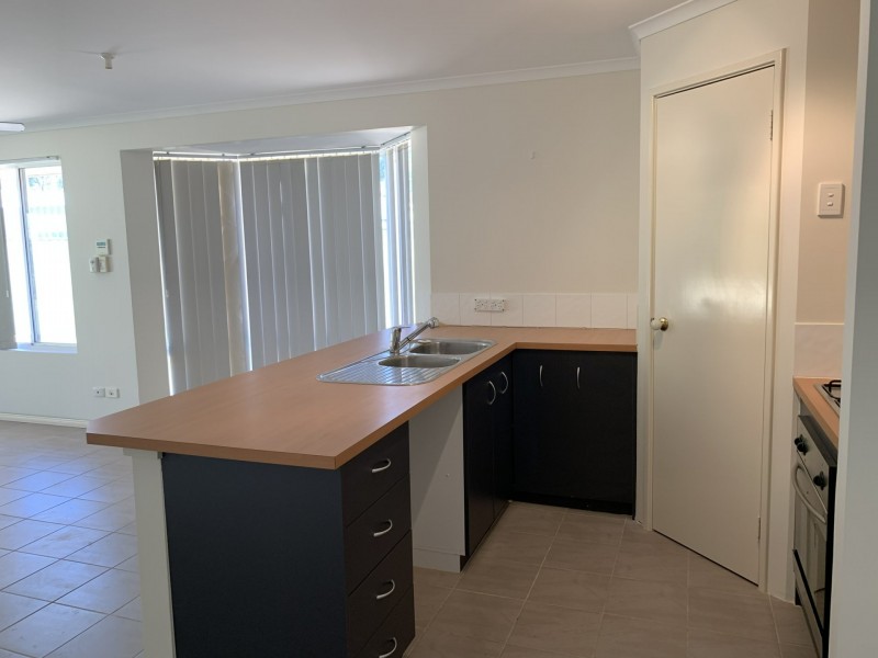 9 Dirphia Pl, High Wycombe WA 6057