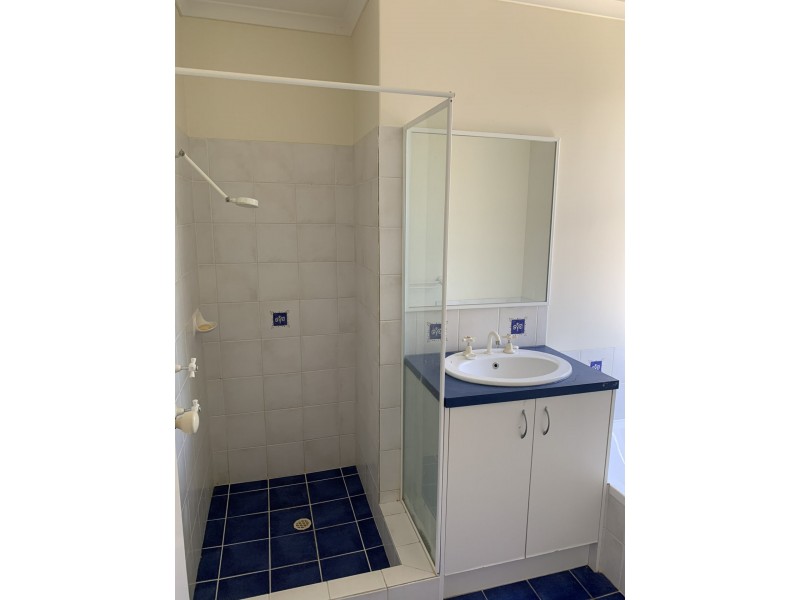 9 Dirphia Pl, High Wycombe WA 6057