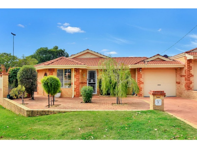 1/2 Crocker Road, Innaloo WA 6018