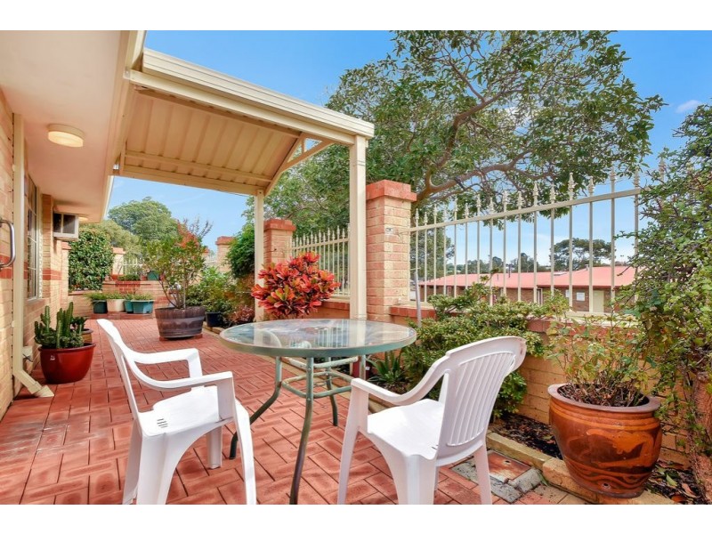 1/2 Crocker Road, Innaloo WA 6018